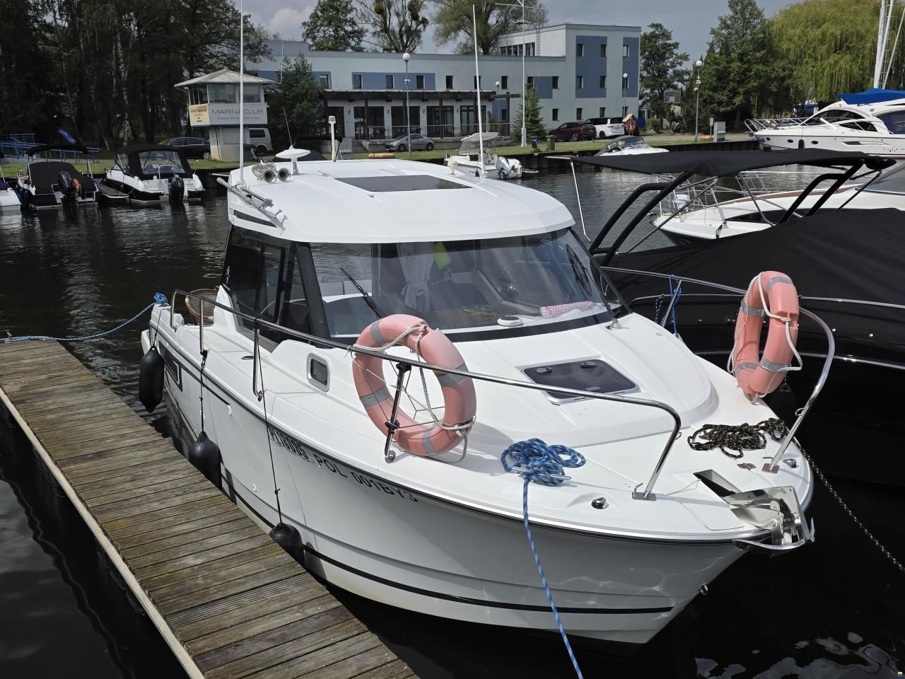 Jeanneau Merry Fisher 795