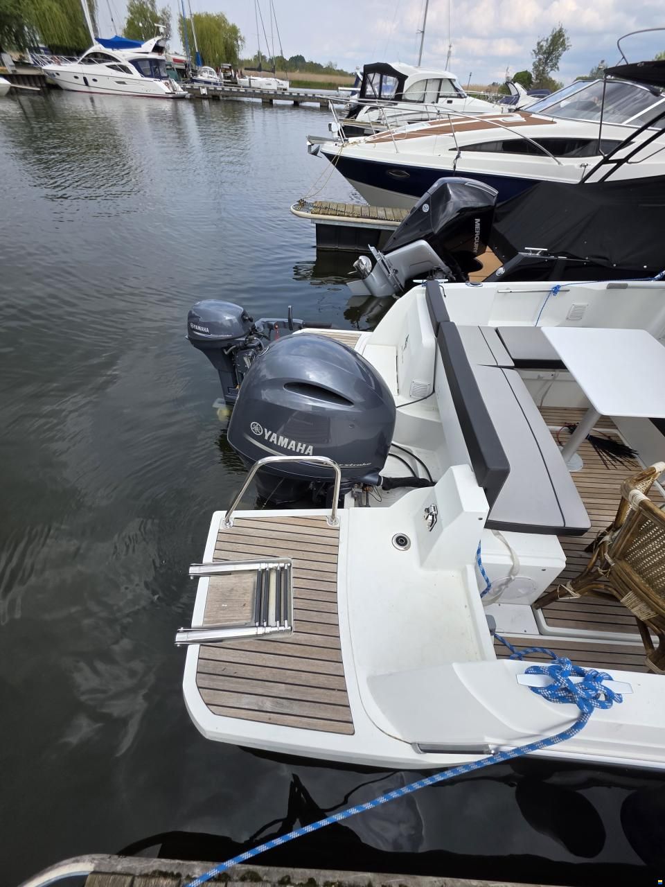 Jeanneau Merry Fisher 795
