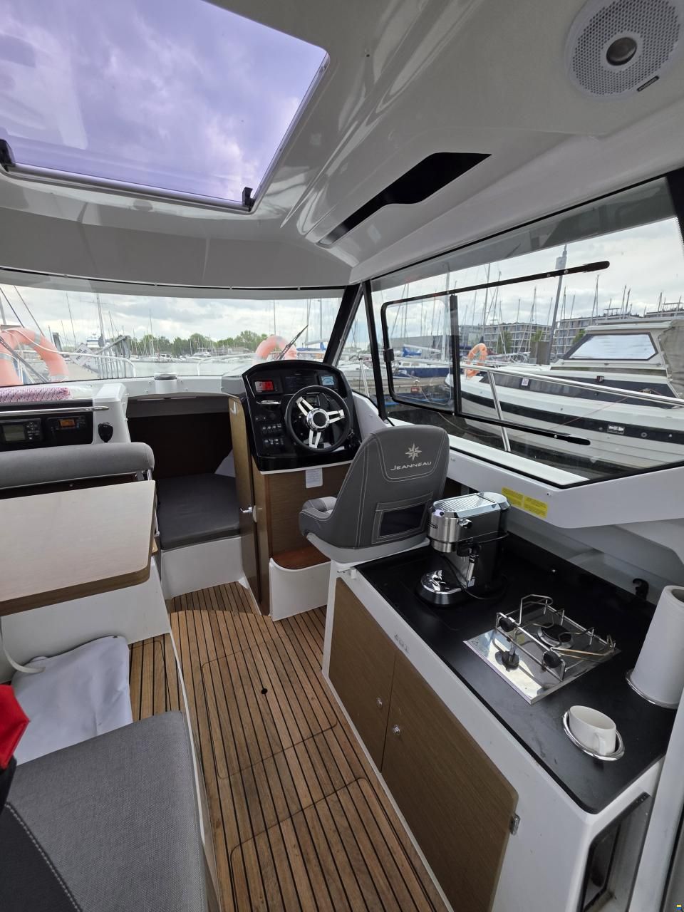 Jeanneau Merry Fisher 795