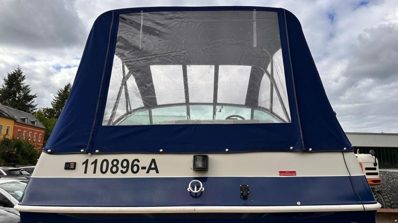 Sea Ray Seville 230