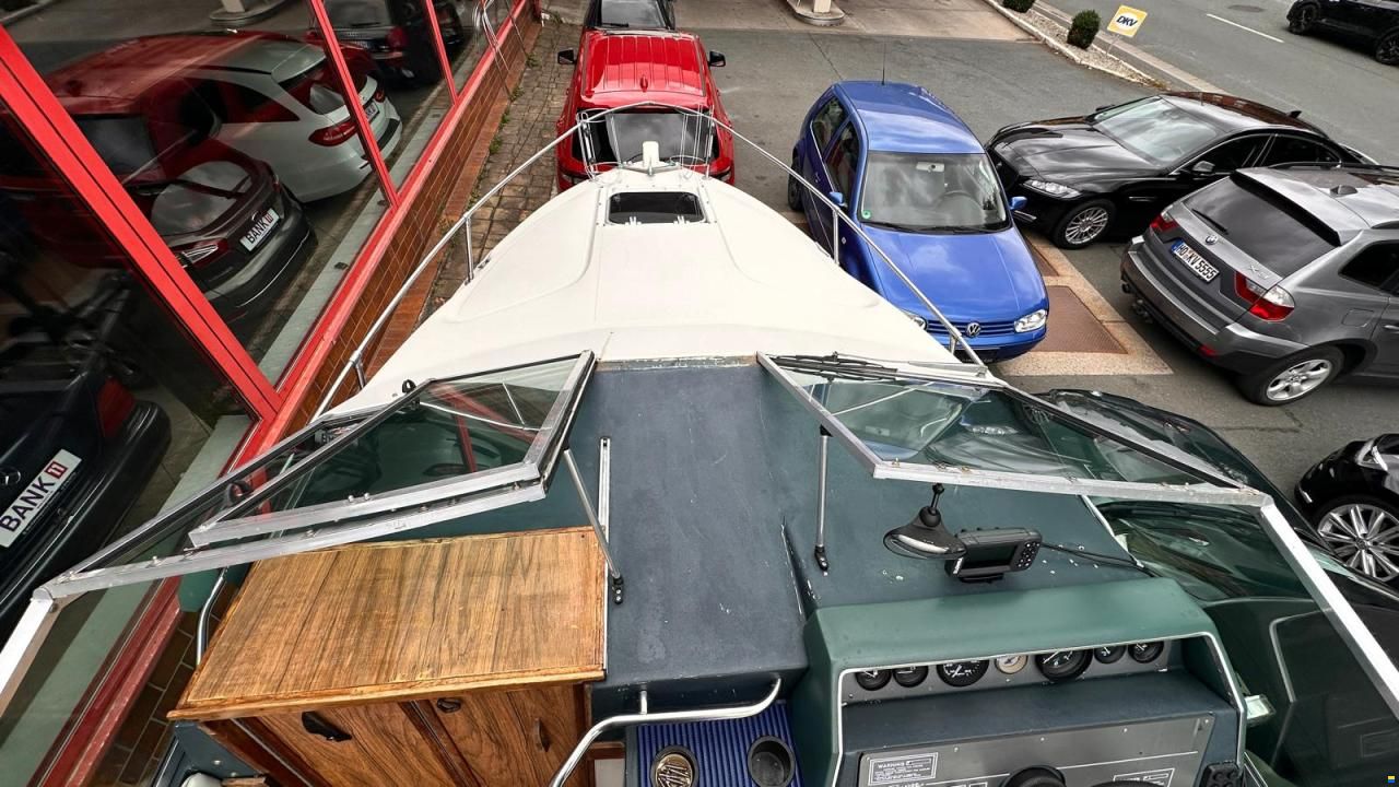 Sea Ray Seville 230