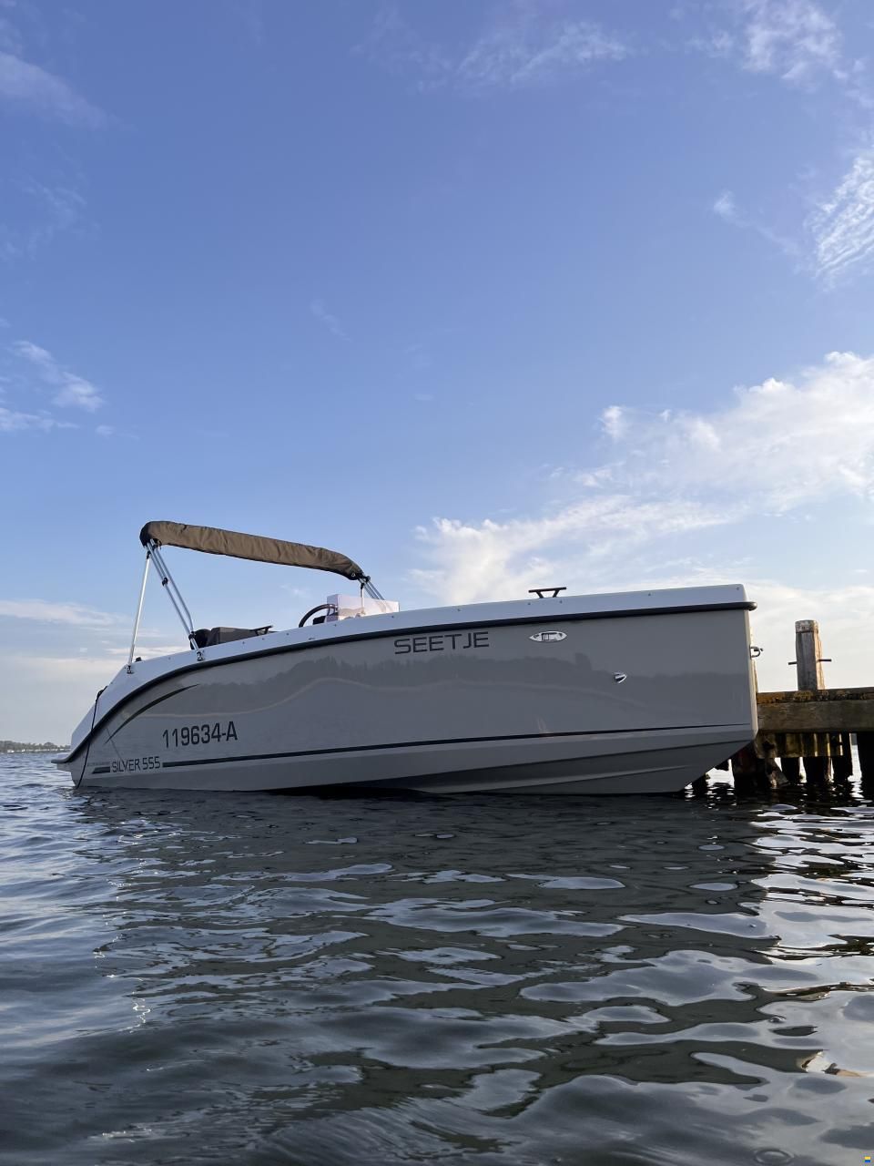 SilverYacht Silver 555