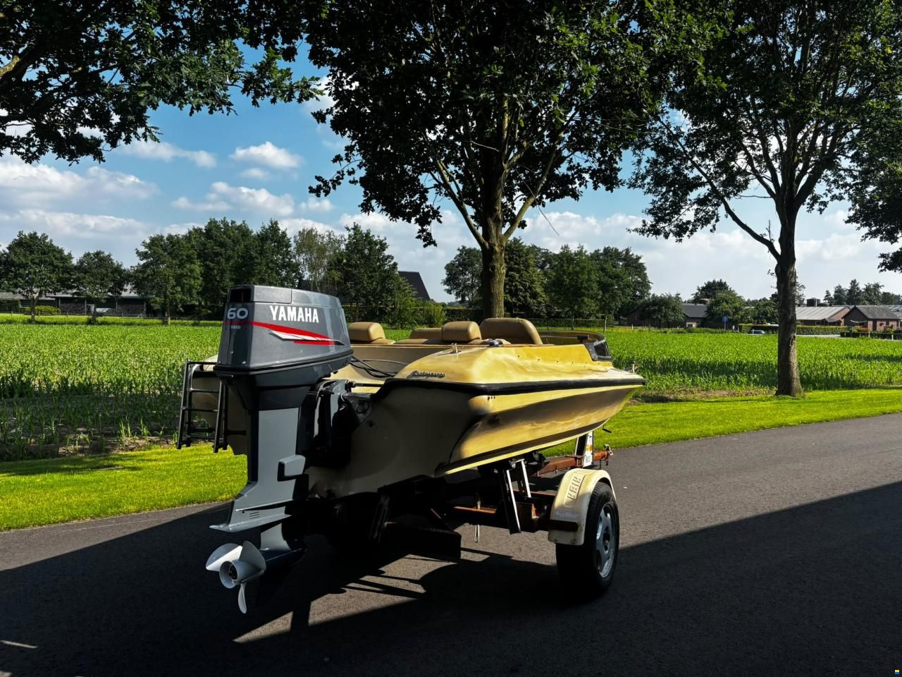 Shakespeare Speedboot 60pk met trailer