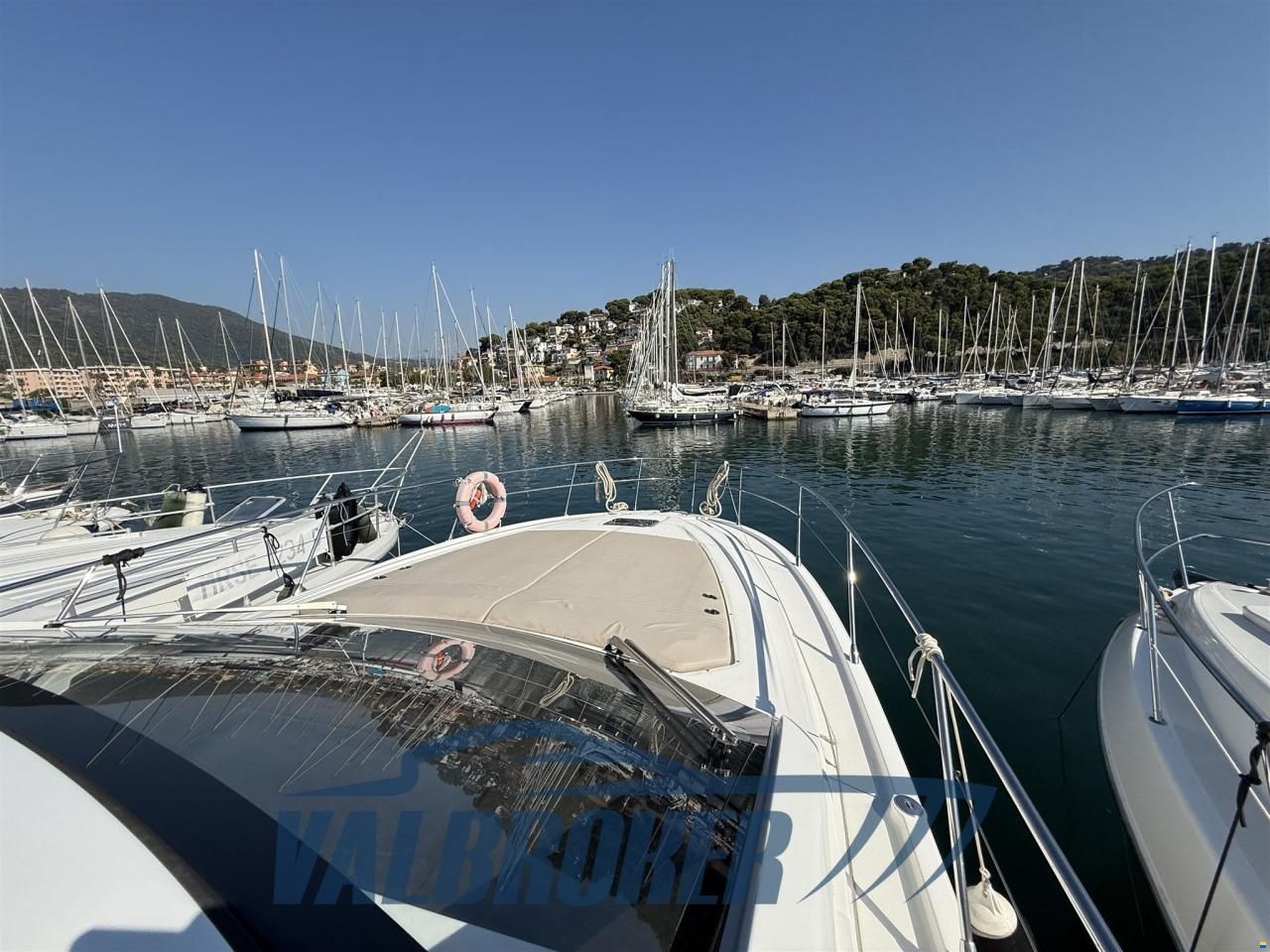 Azimut Atlantis 45