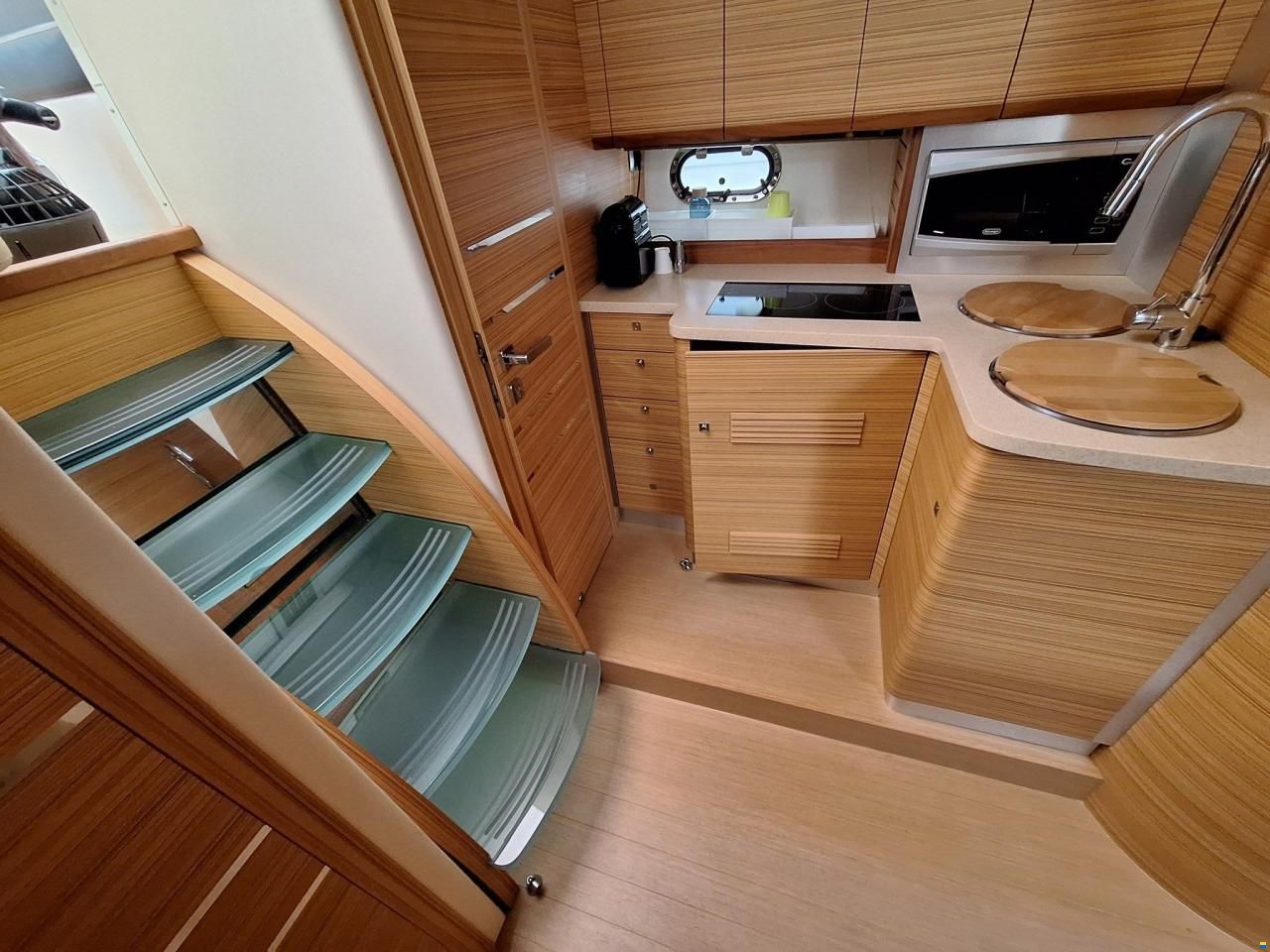 Airon Marine 4300 T-TOP