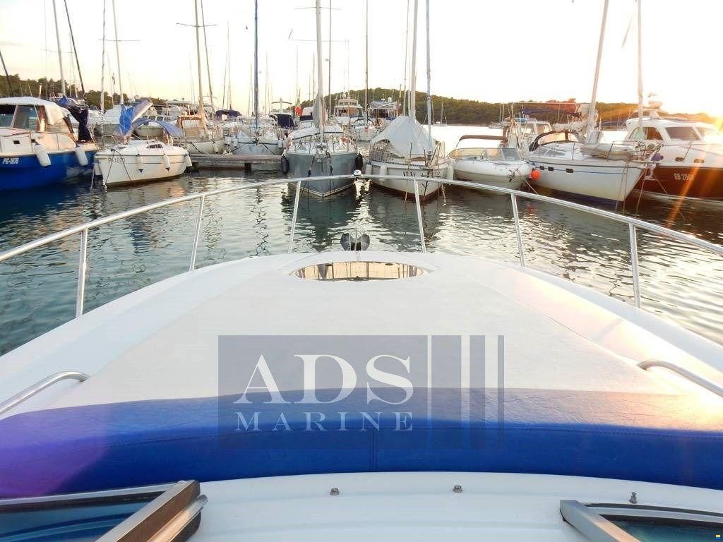 Crownline 270 Cr