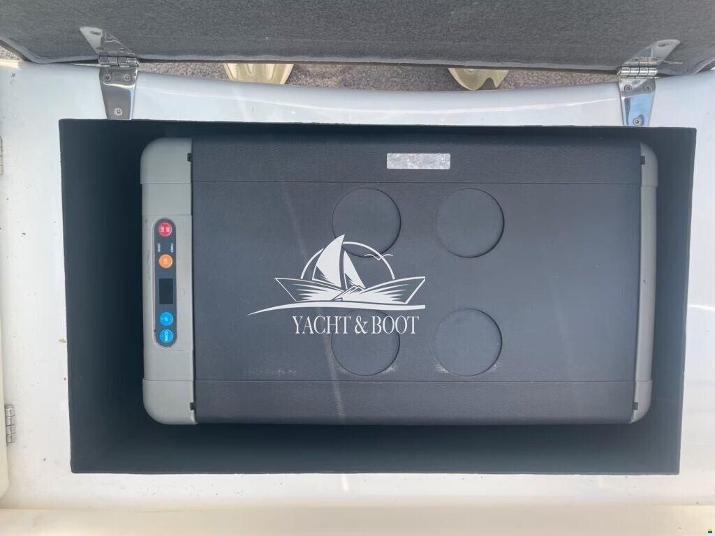Viper 243