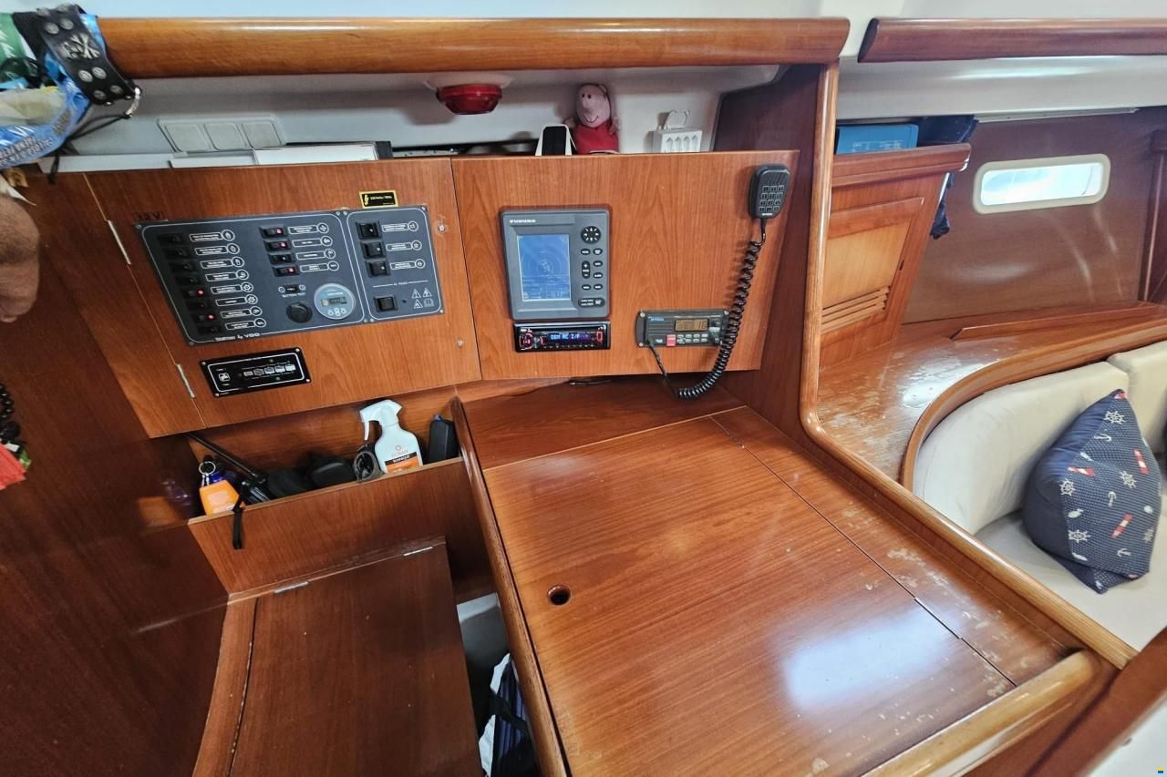 Beneteau Oceanis Clipper 393