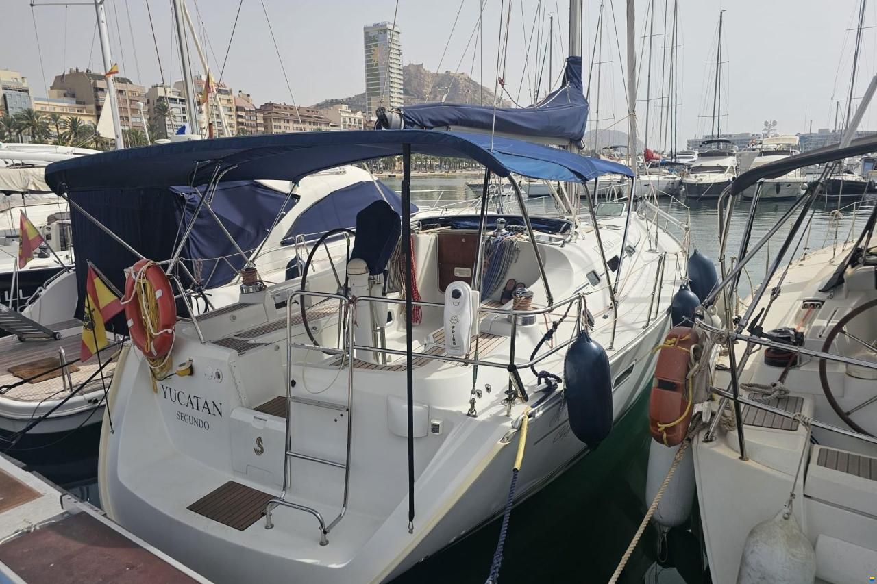 Beneteau Oceanis Clipper 393