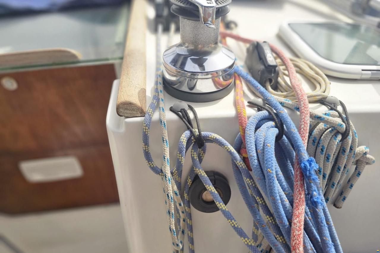 Beneteau Oceanis Clipper 393