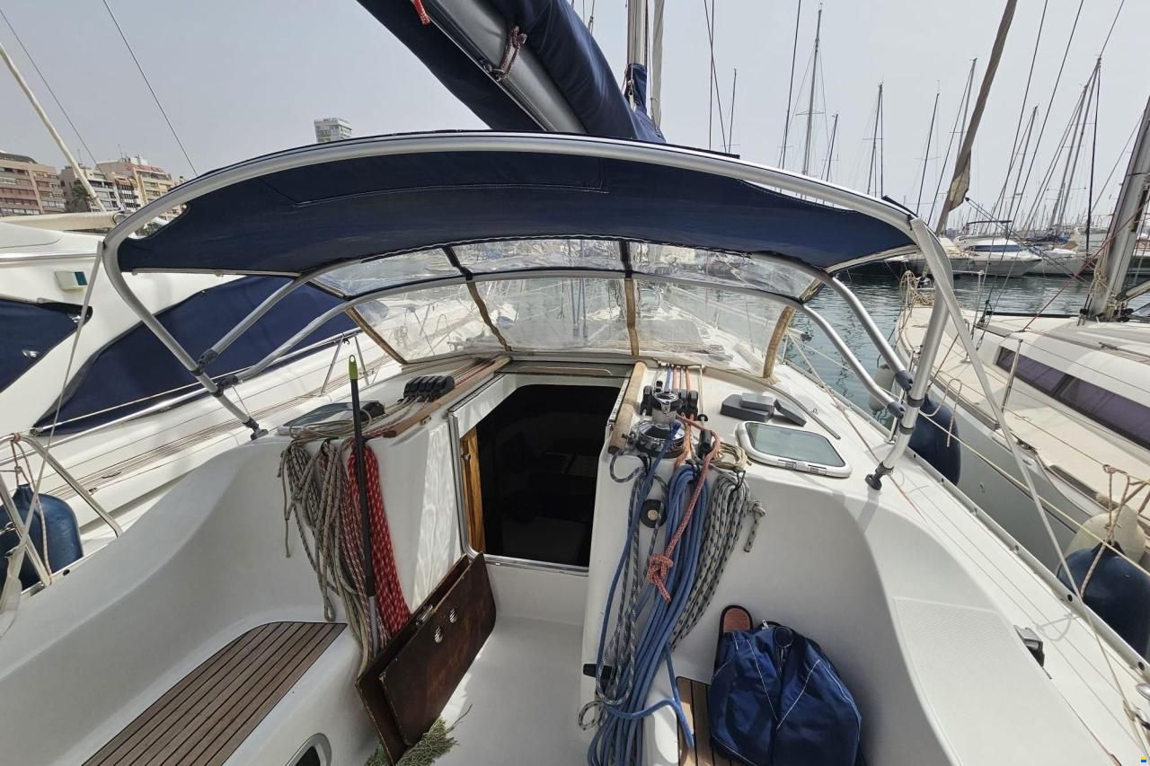 Beneteau Oceanis Clipper 393