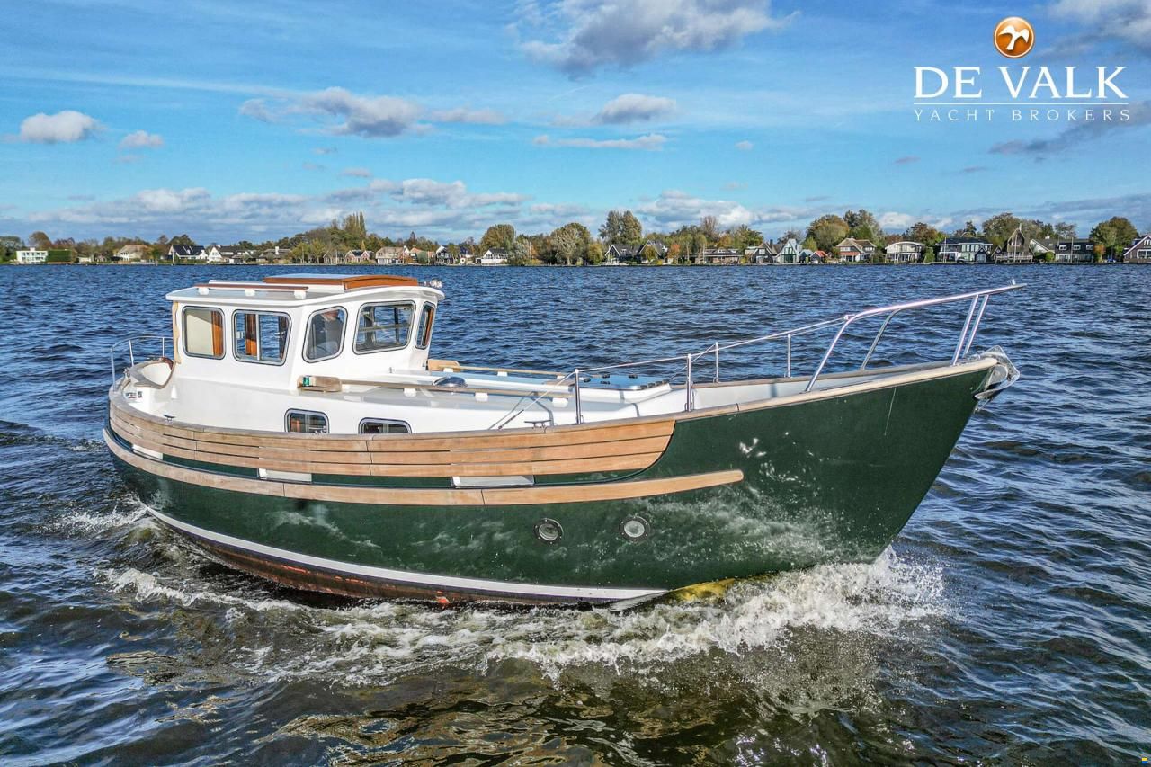 Fairways Marine Fisher 30 Pilothouse