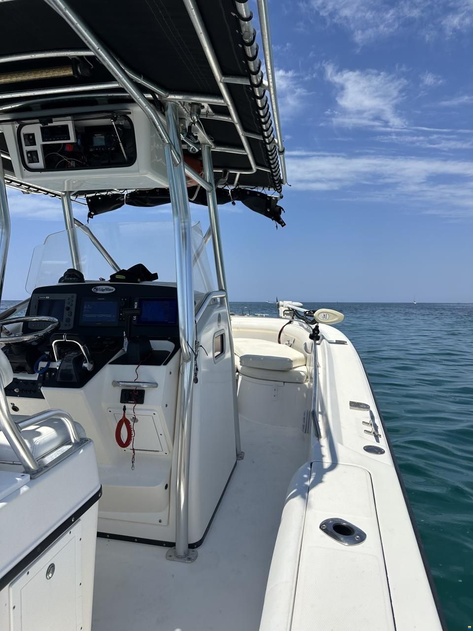 EdgeWater 265 CC