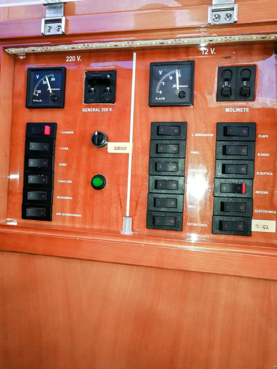 Astondoa 394 AS