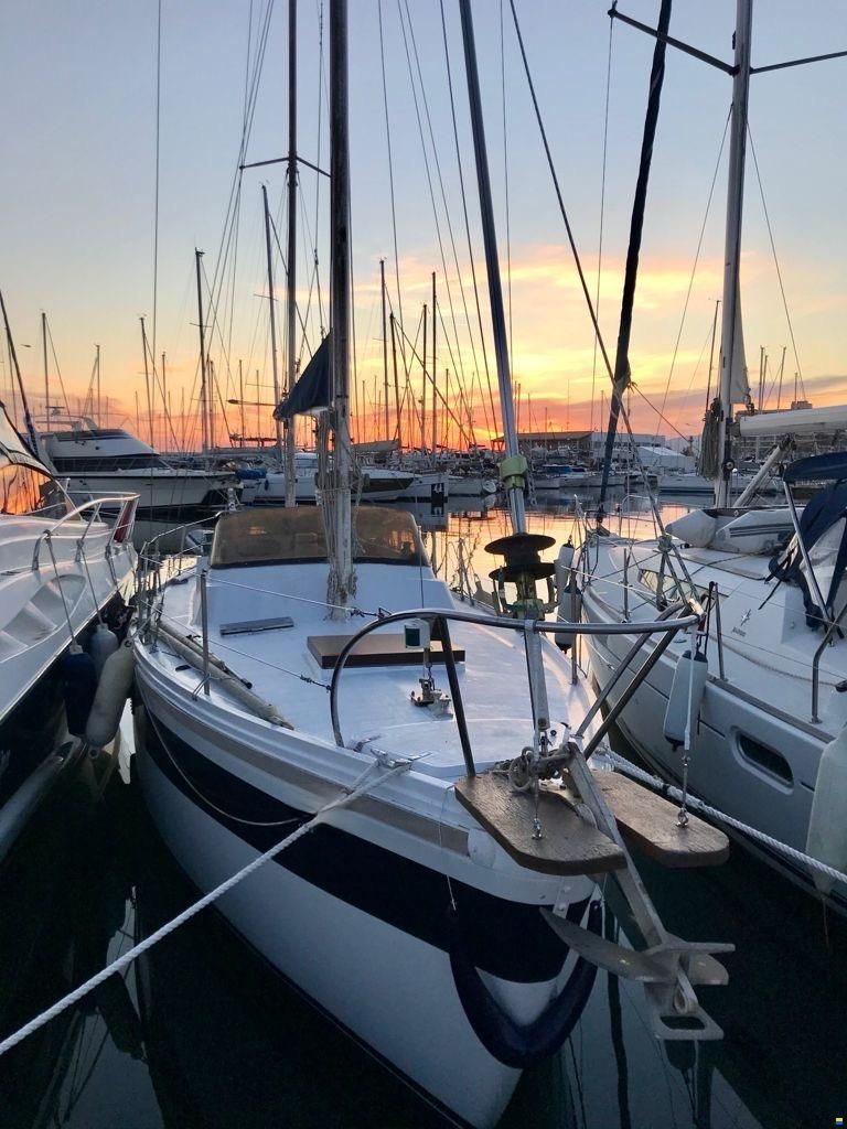 Coronado 35