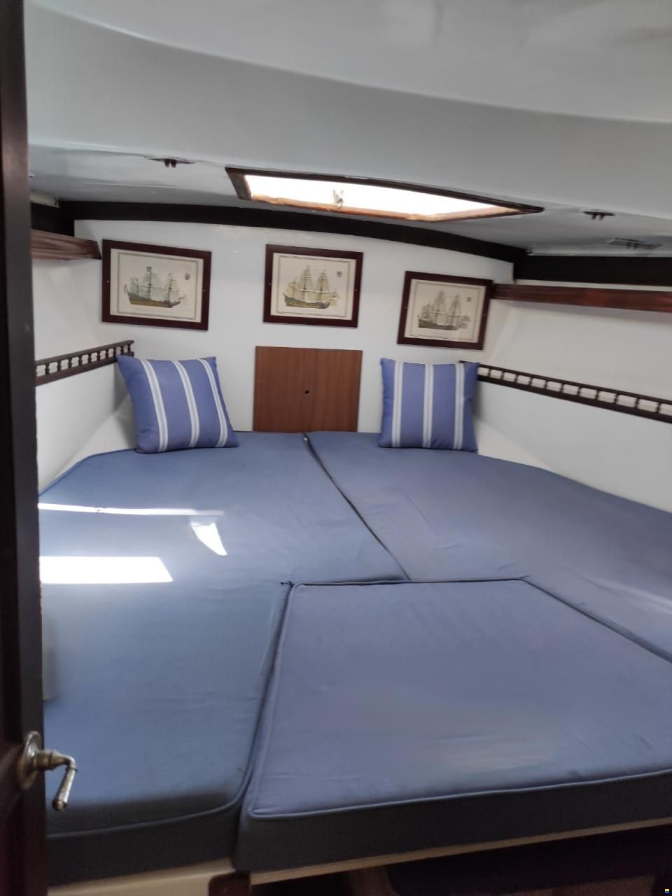 Coronado 35