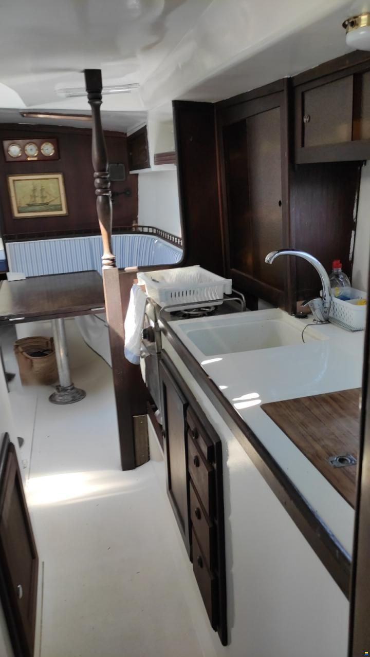 Coronado 35