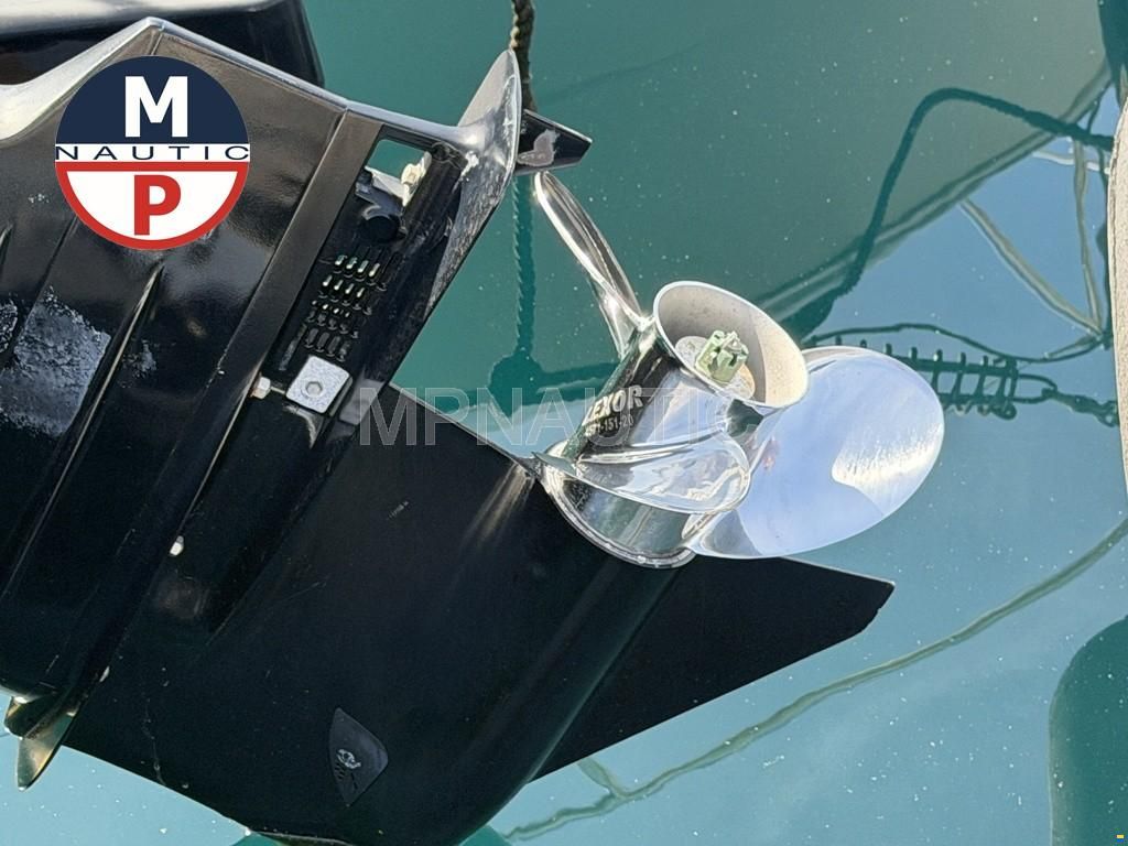 Master Yacht Fishing 775