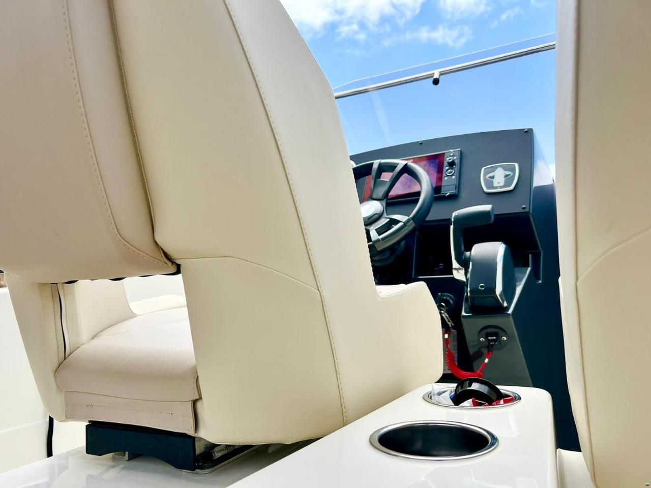 Quicksilver 805 Open