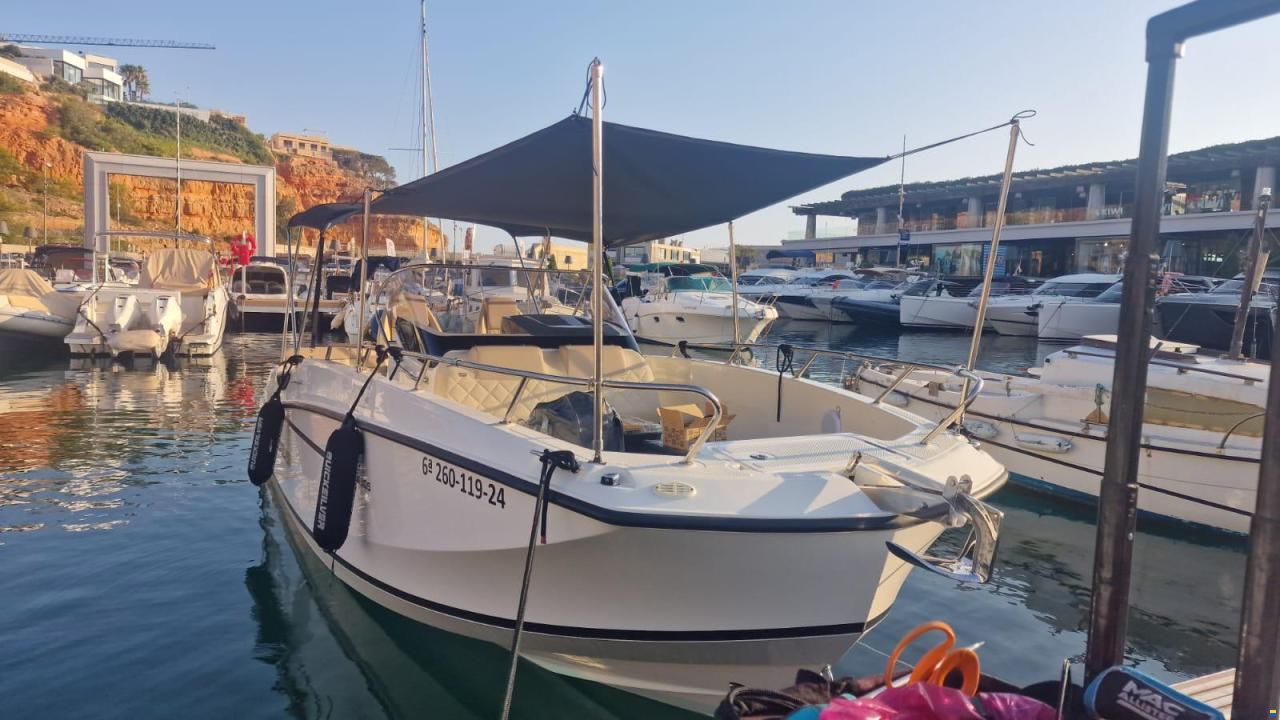 Quicksilver 805 Open