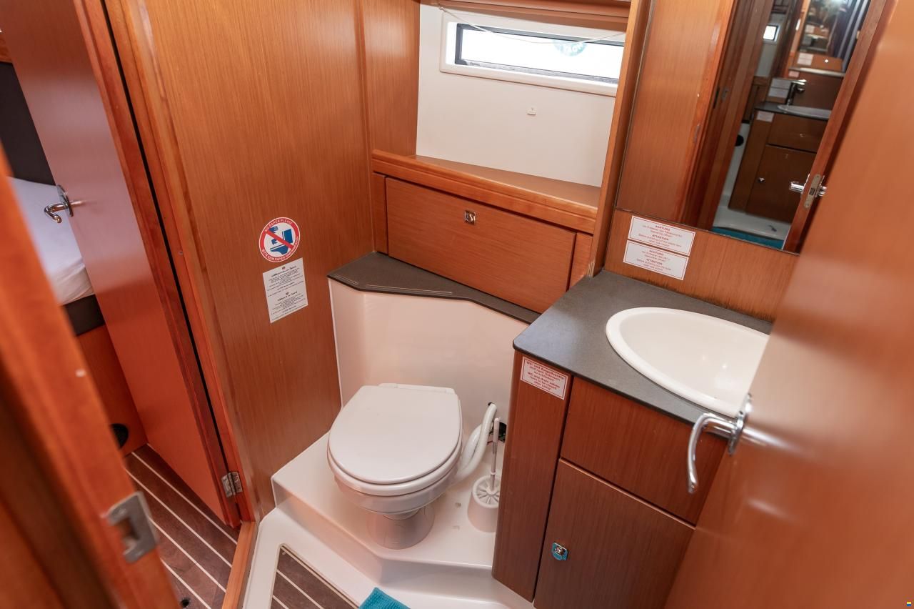 Bavaria Cruiser 56