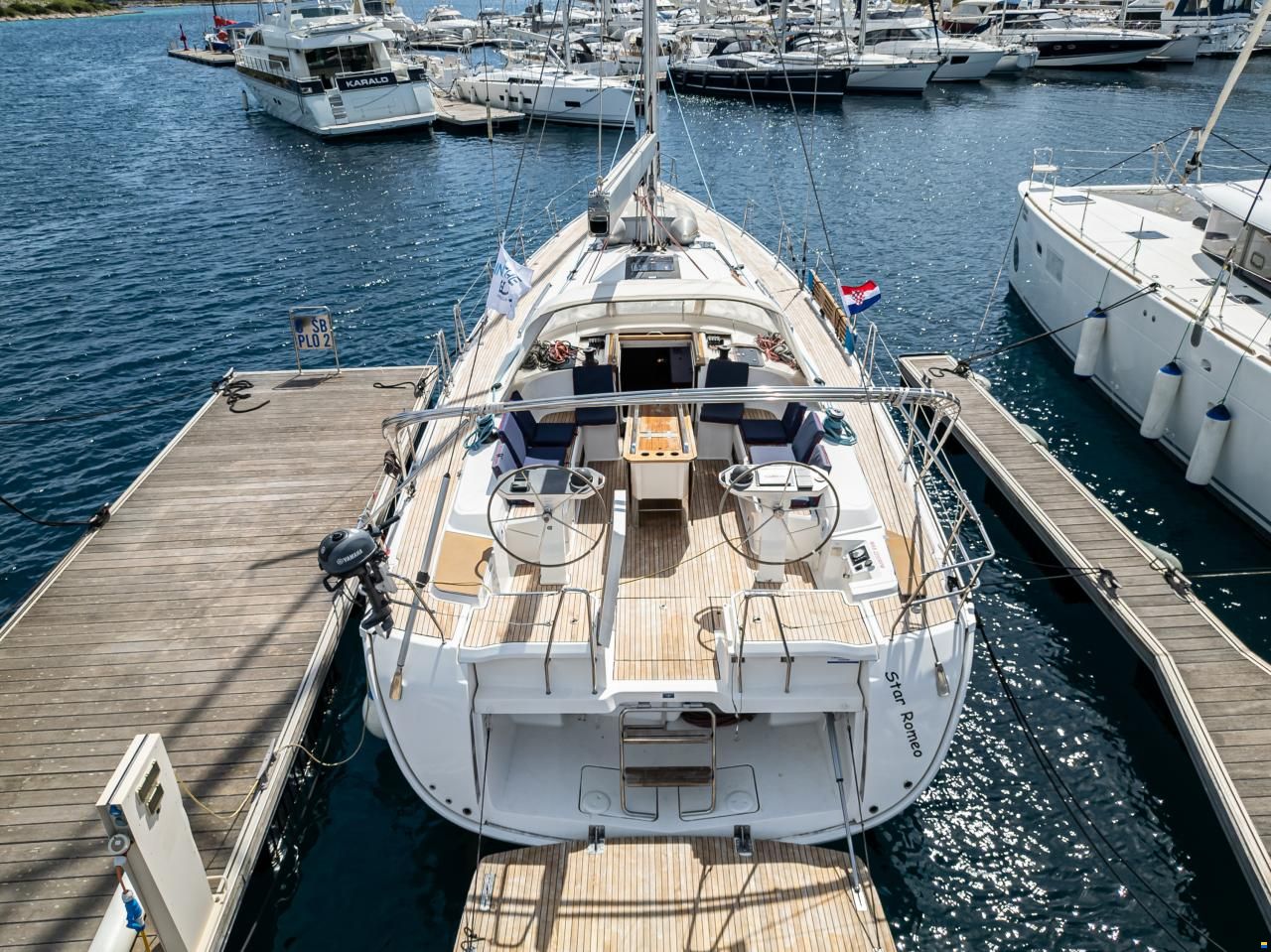 Bavaria Cruiser 56
