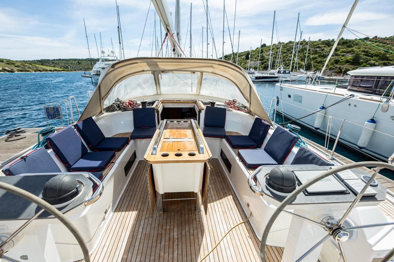 Bavaria Cruiser 56