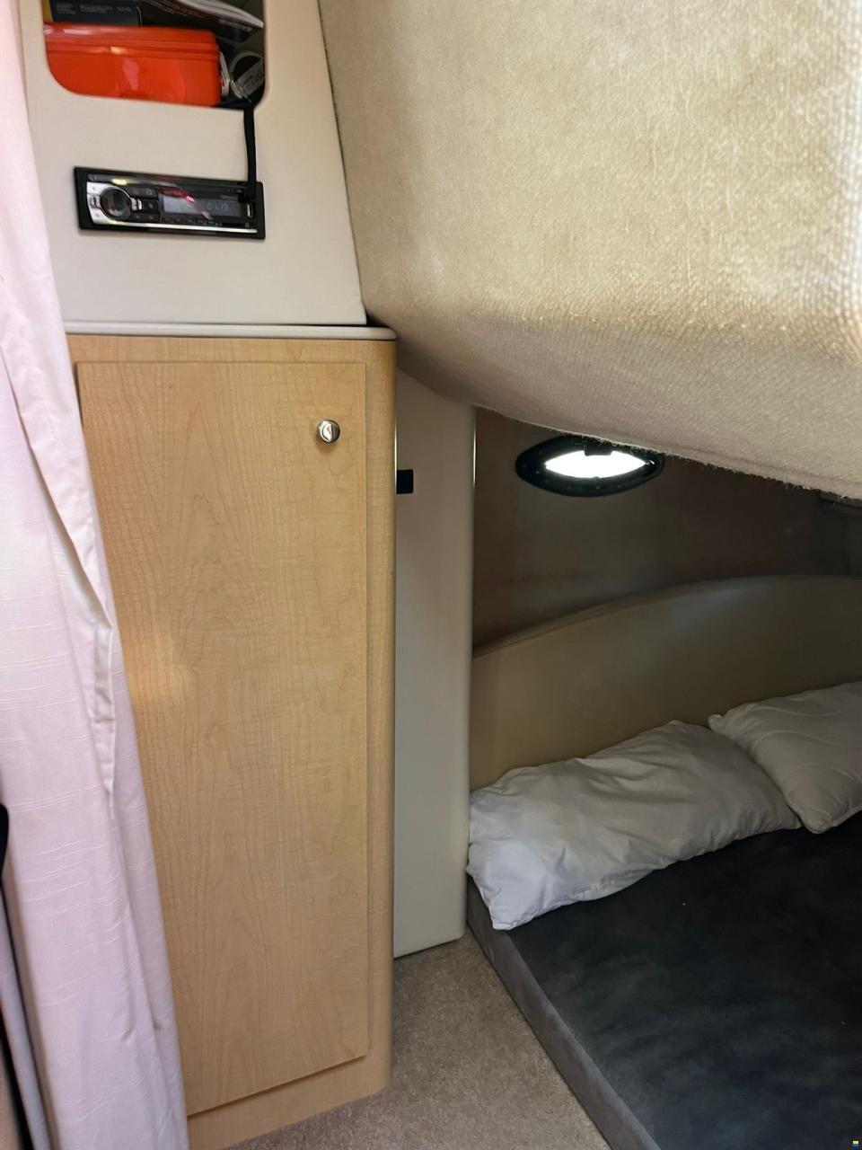 Bayliner 3055