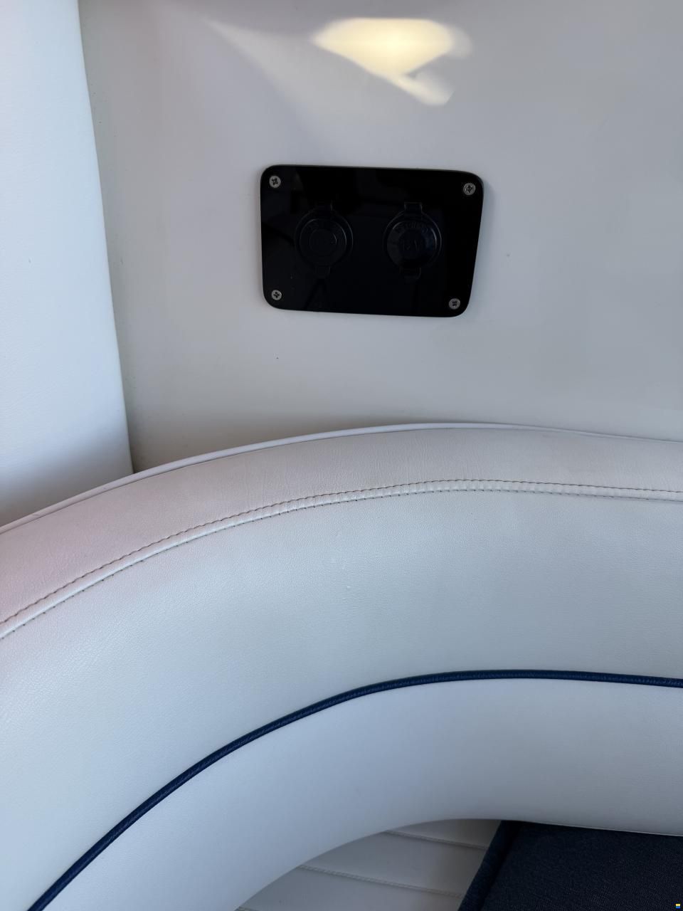 Bayliner 3055