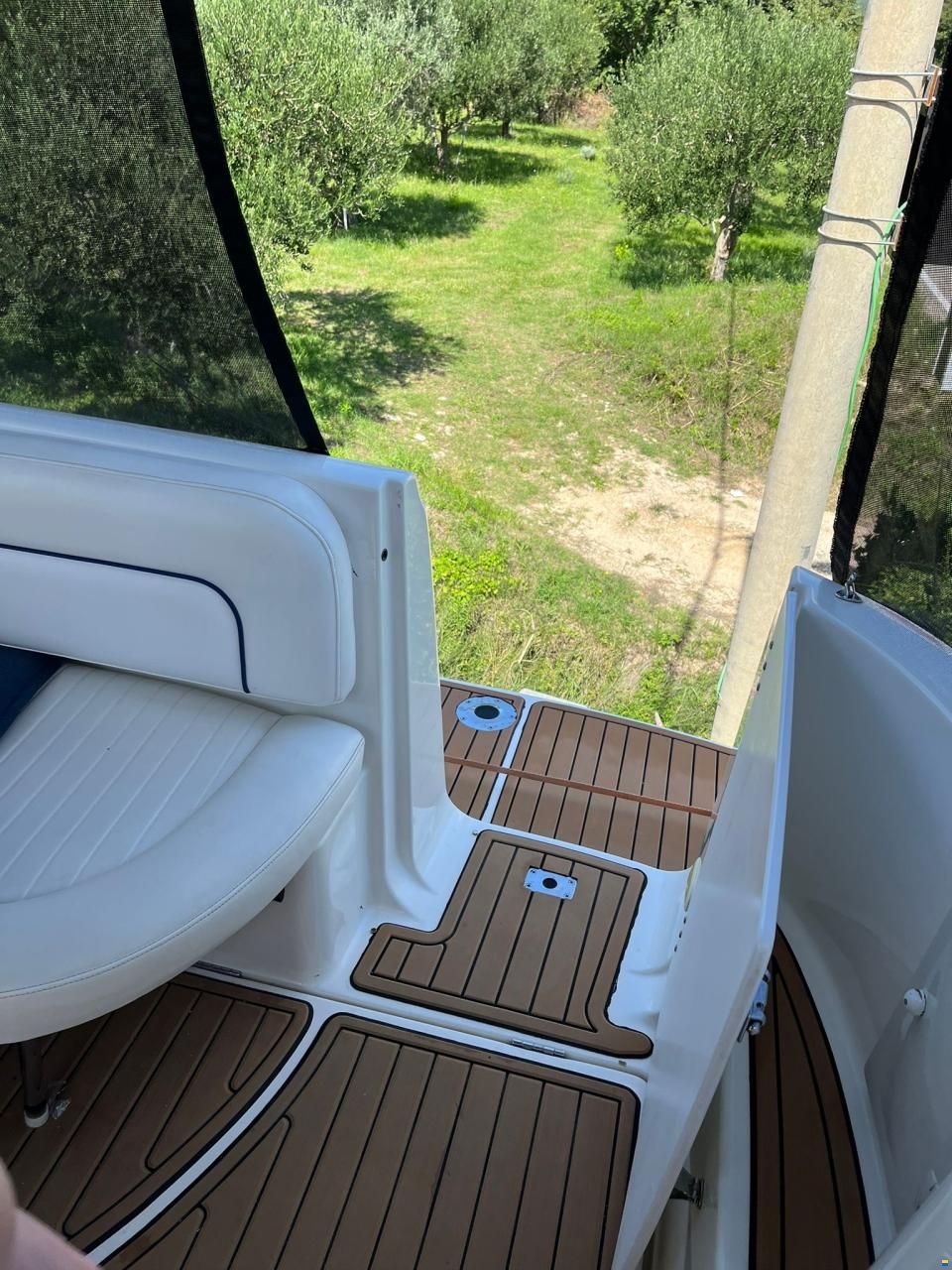Bayliner 3055
