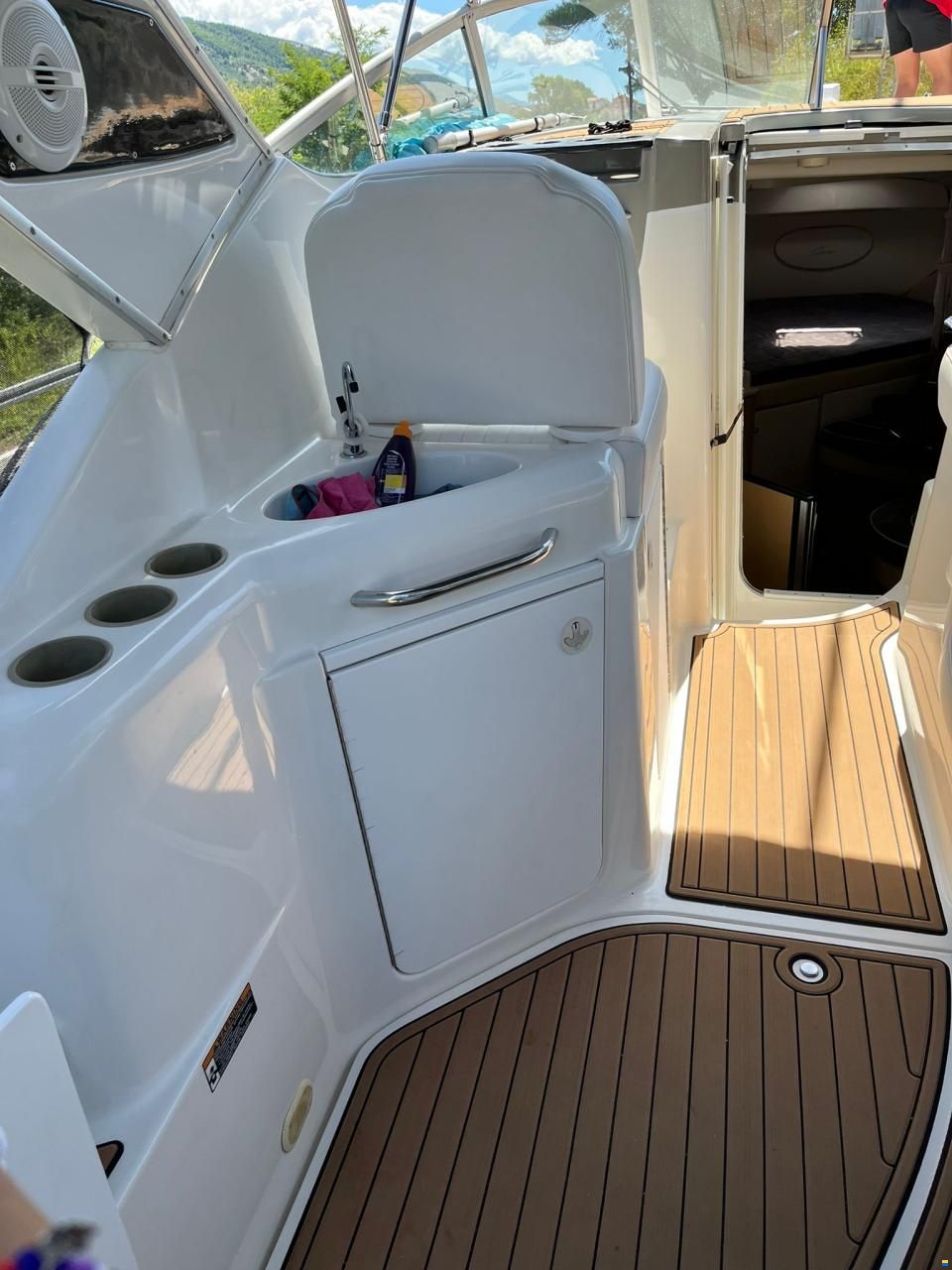 Bayliner 3055