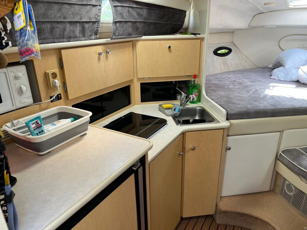 Bayliner 3055