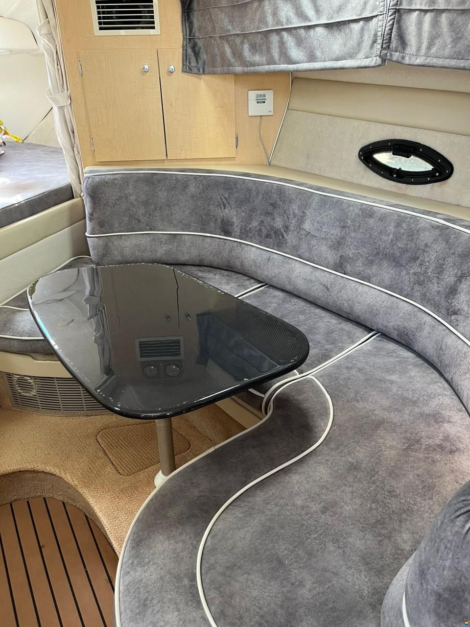 Bayliner 3055