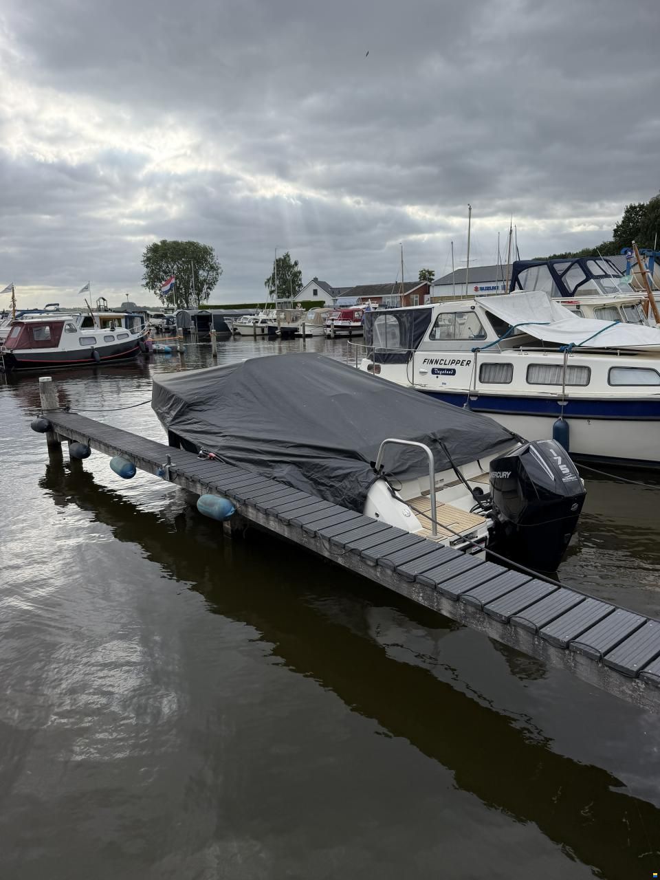 Quicksilver Active 675 Open
