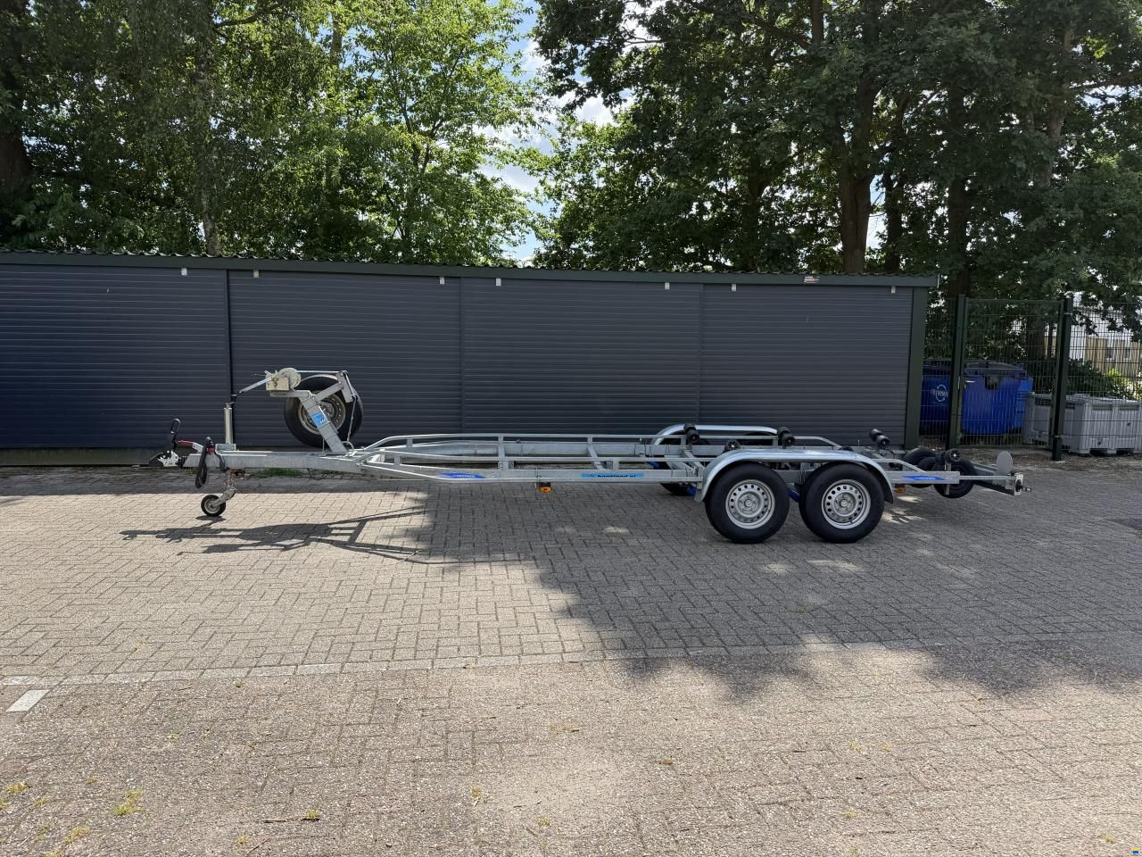 Quicksilver Active 675 Open