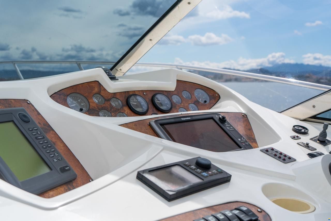 Sunseeker Predator 60
