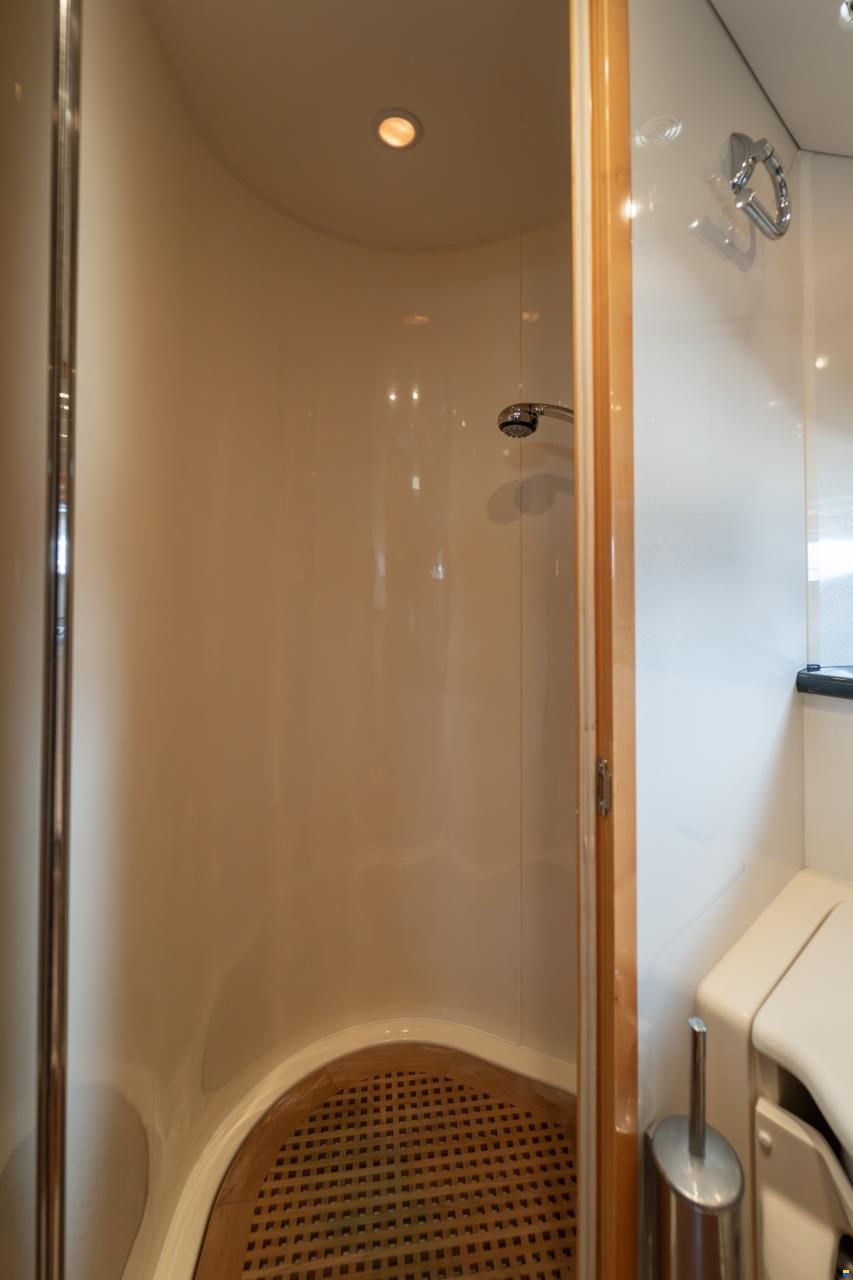 Sunseeker Predator 60
