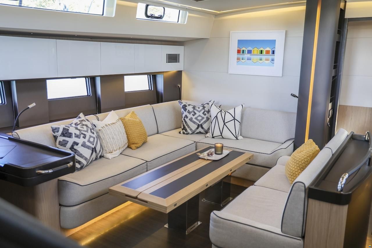 Beneteau OCEANIS YACHT 62