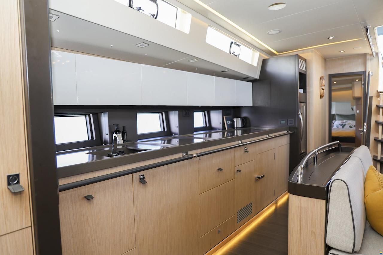 Beneteau OCEANIS YACHT 62