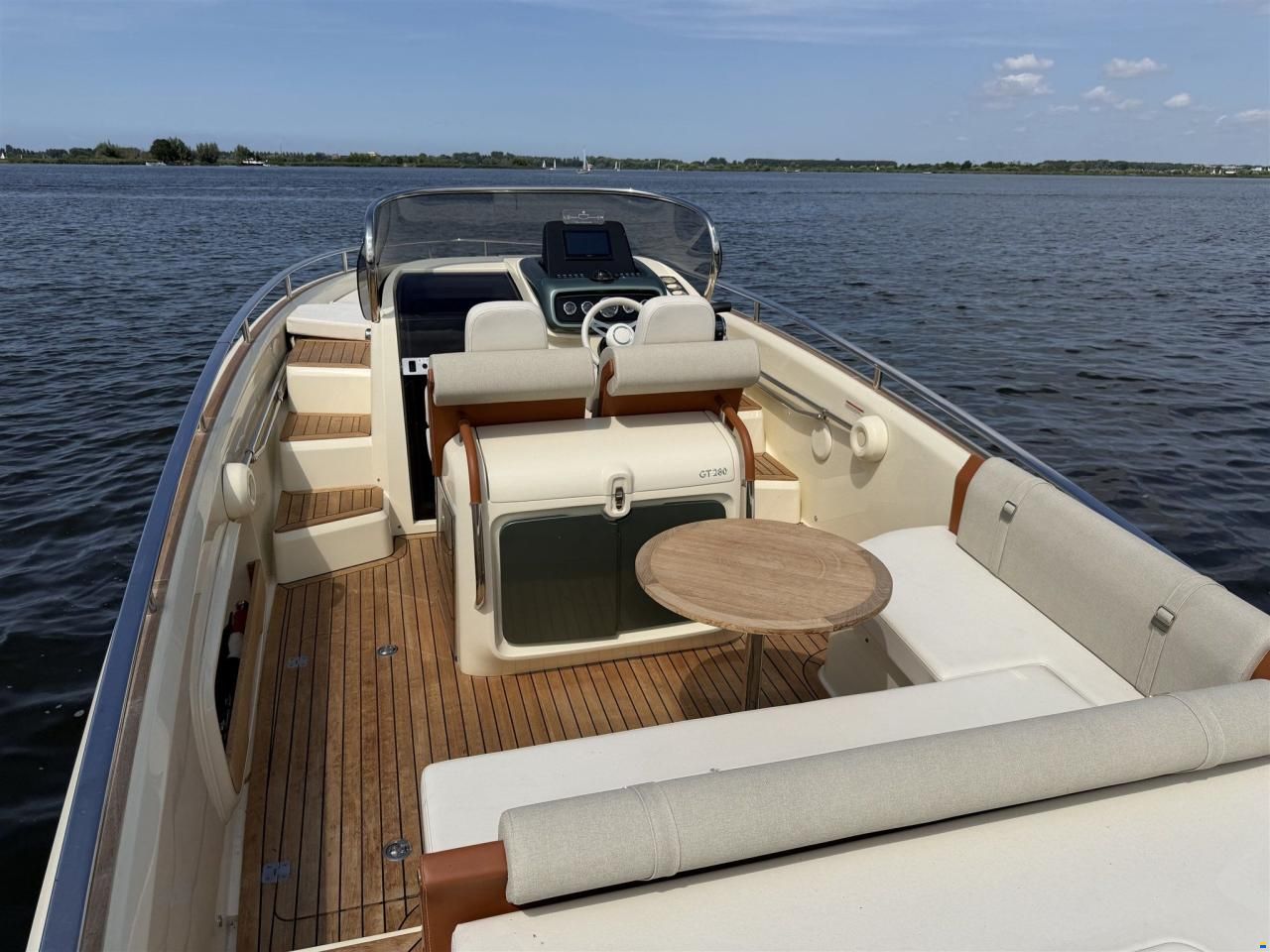 Invictus GT 280