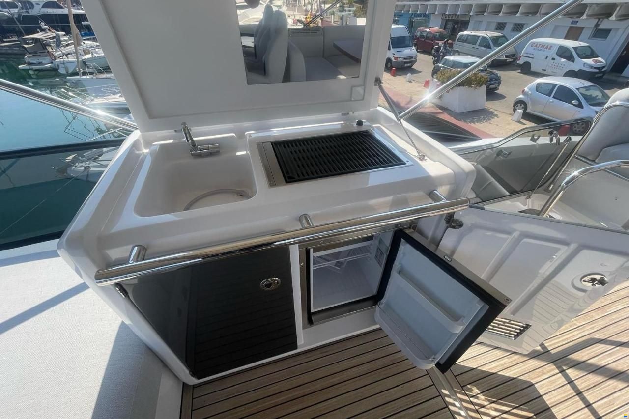 Azimut Fly 53
