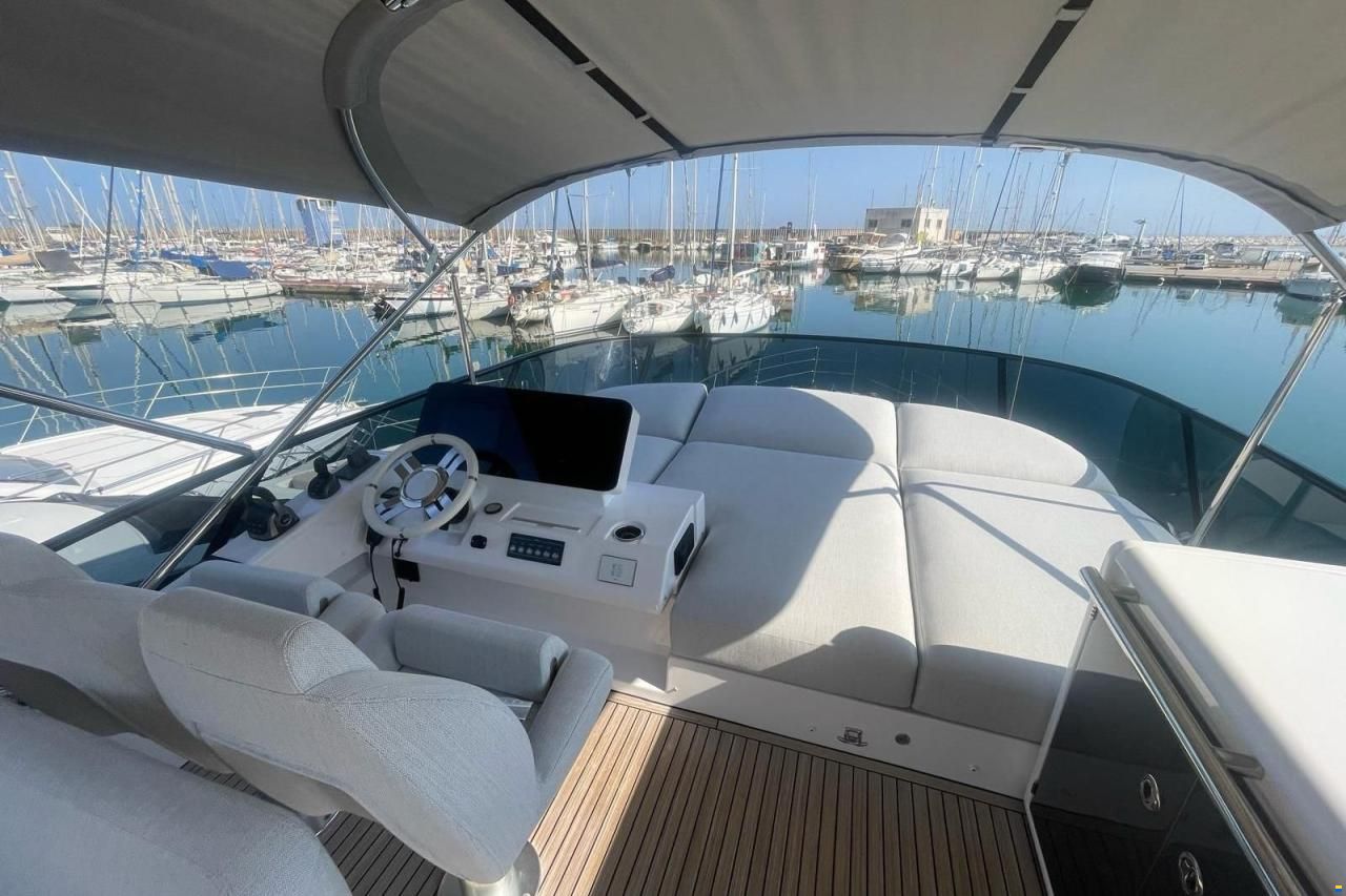 Azimut Fly 53