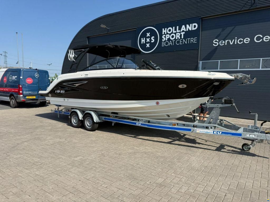 Sea Ray SLX 250