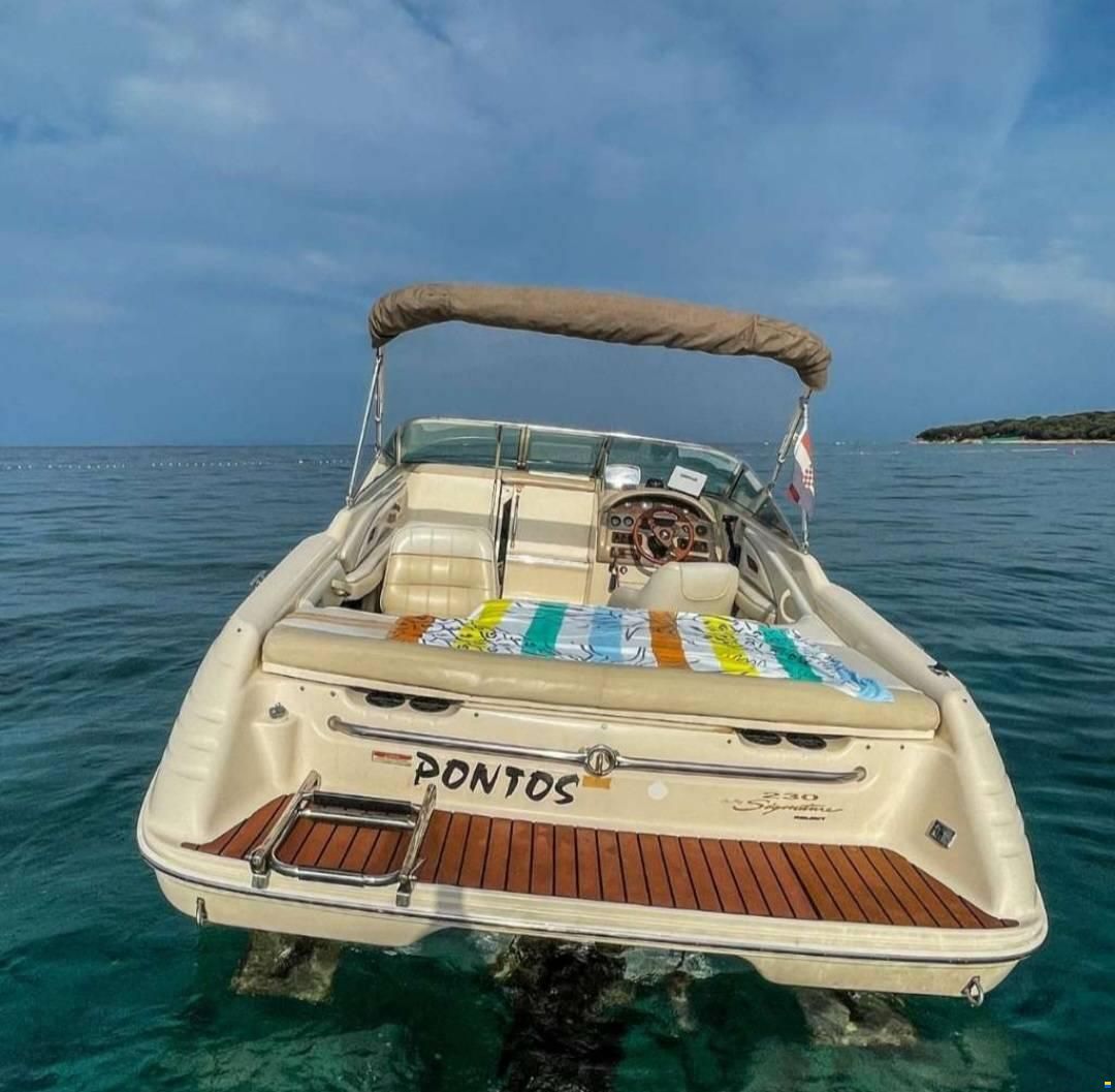 Sea Ray 230 Overnighter Select