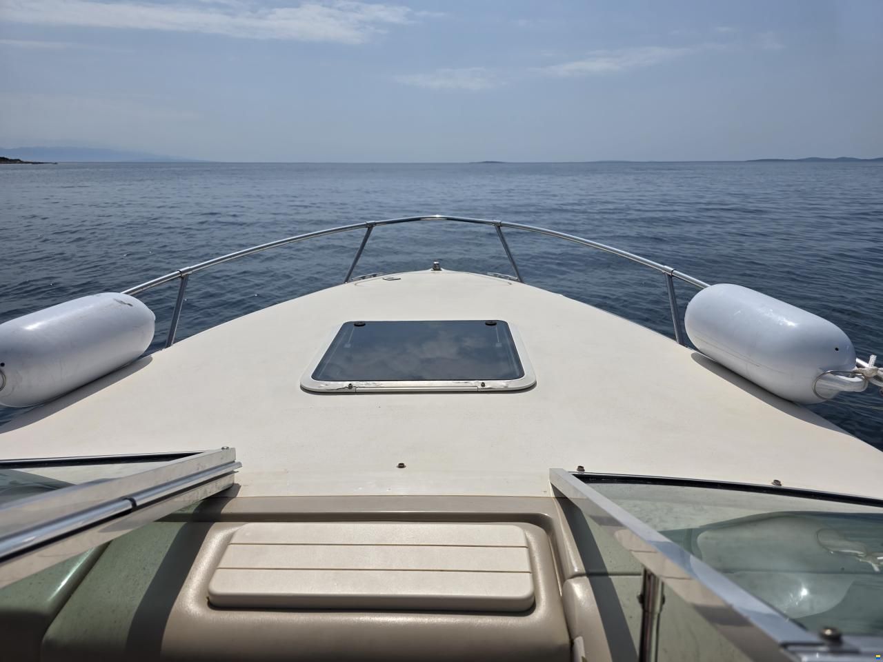 Sea Ray 230 Overnighter Select