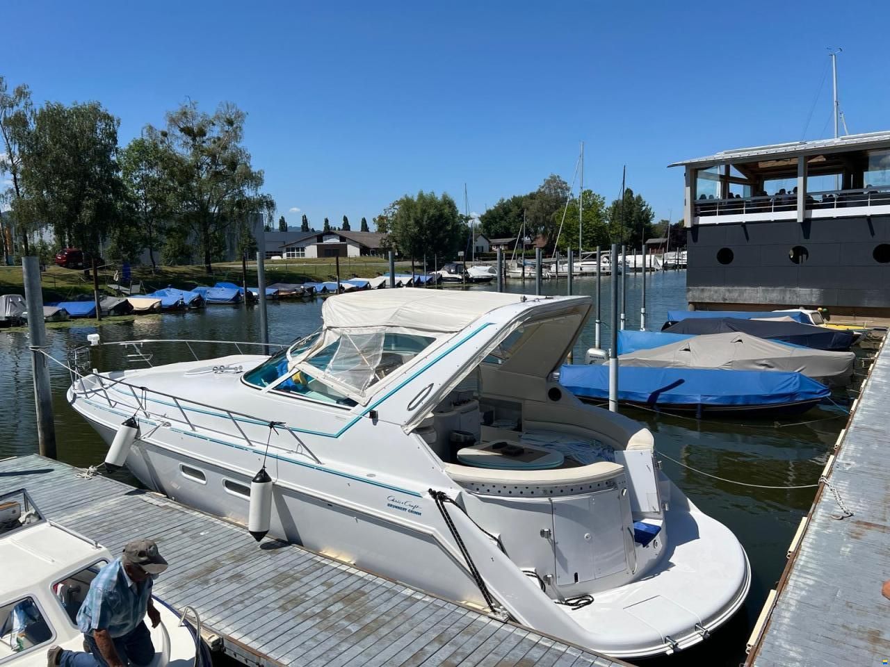 Chris Craft Continental 380