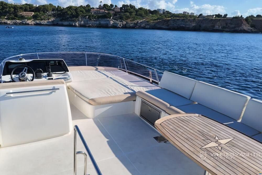 Prestige 450 Fly