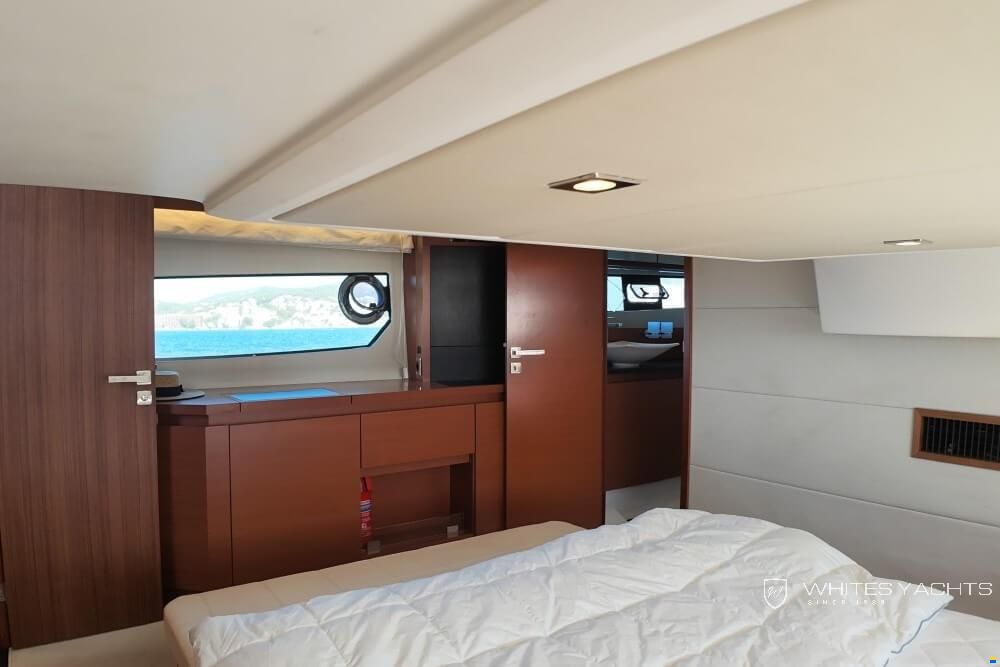 Prestige 450 Fly