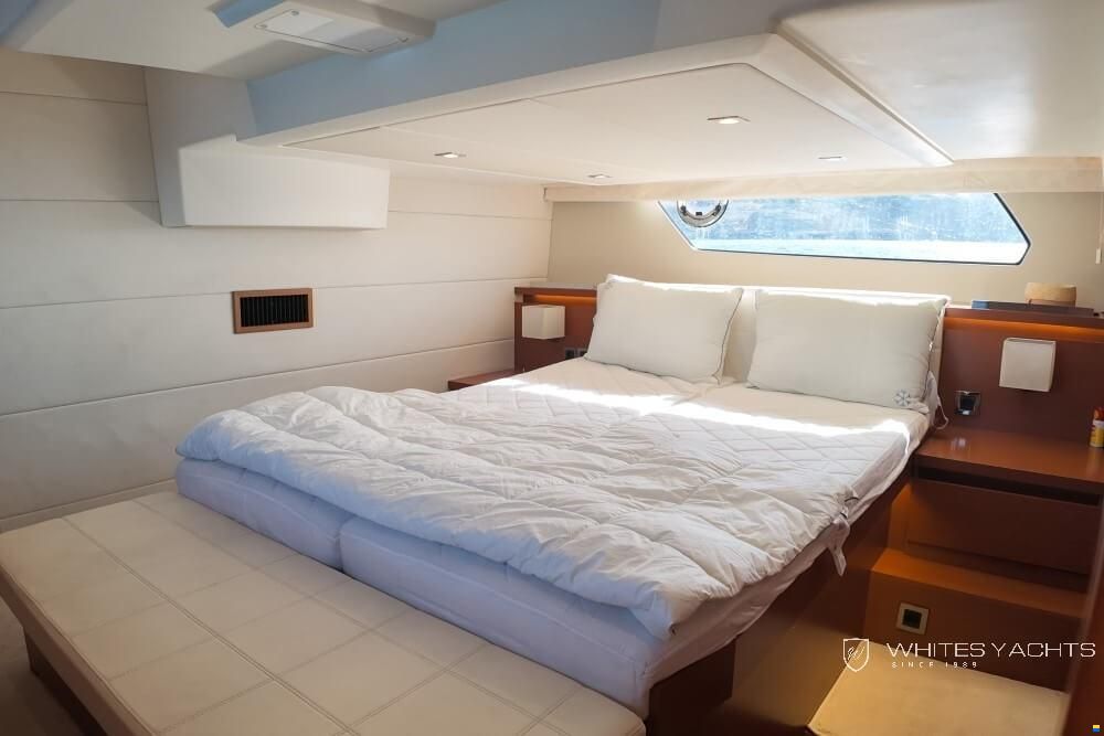 Prestige 450 Fly