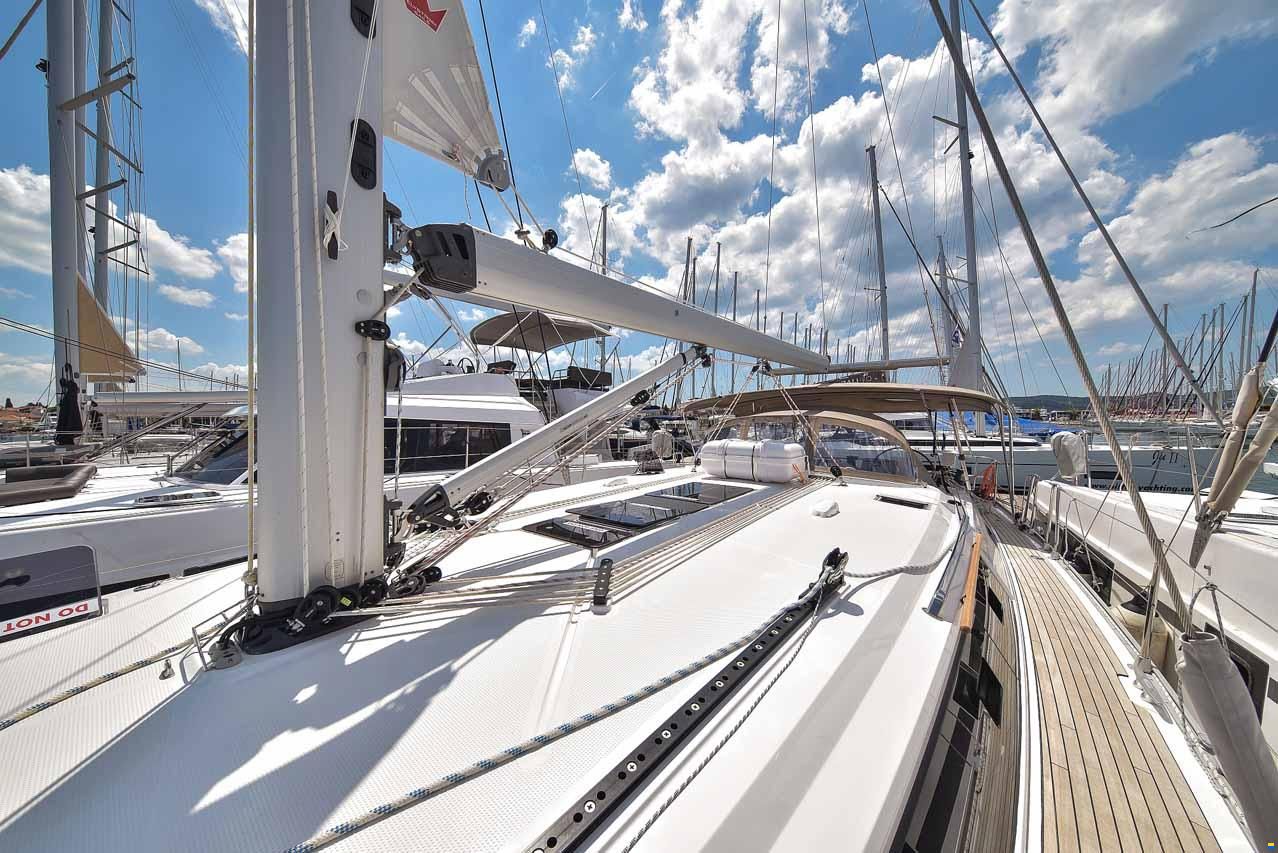 Bavaria CRUISER 51